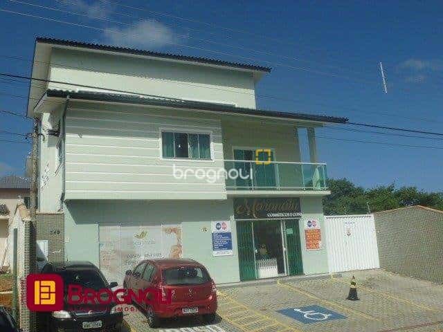 Casa à venda na Serraria com 02 pavimentos e duas lojas. — foto principal