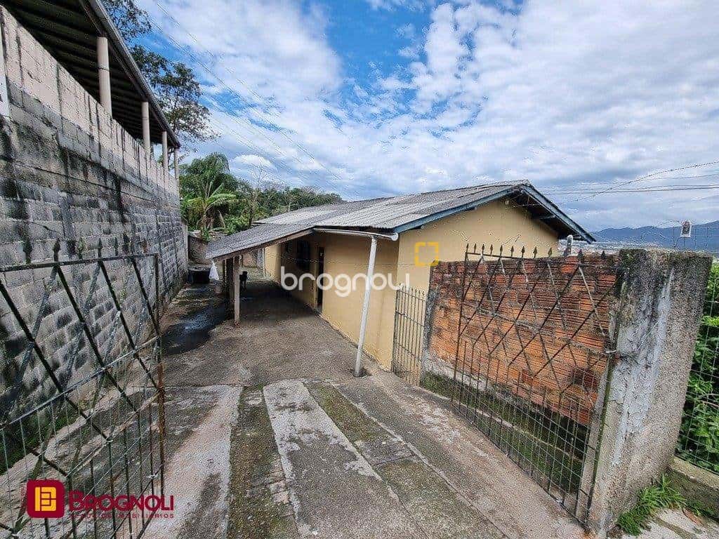 Casa com 2 quartos no Bairro São Luiz — foto principal