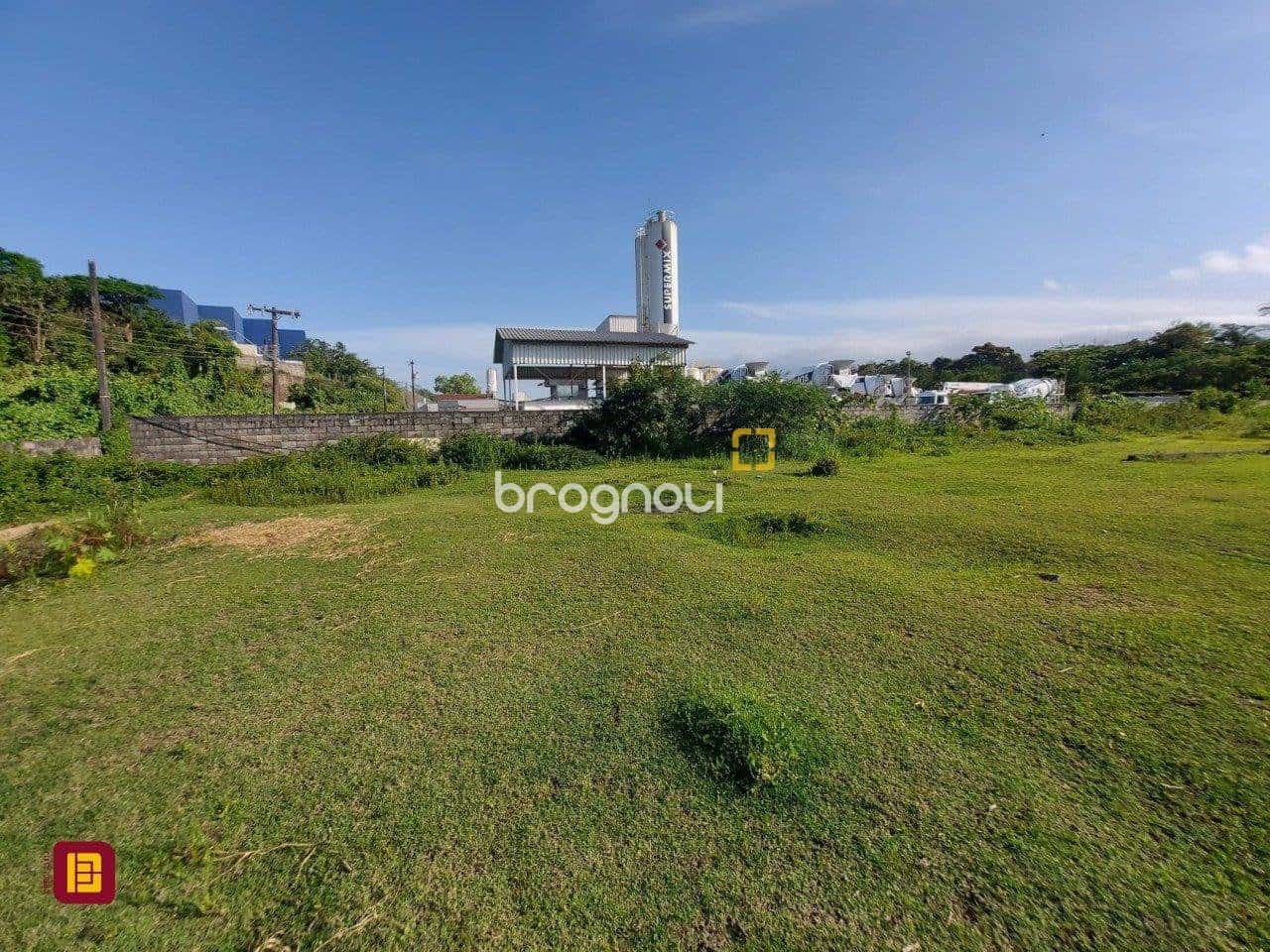 Terreno na área industrial de São José com viabilidade — foto principal