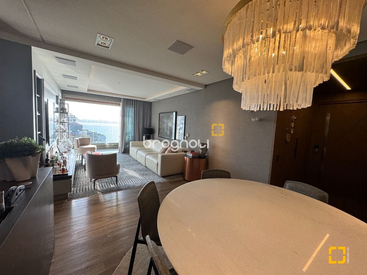 Apartamento à venda em Beira-Mar Norte, Florianópolis/SC — foto principal