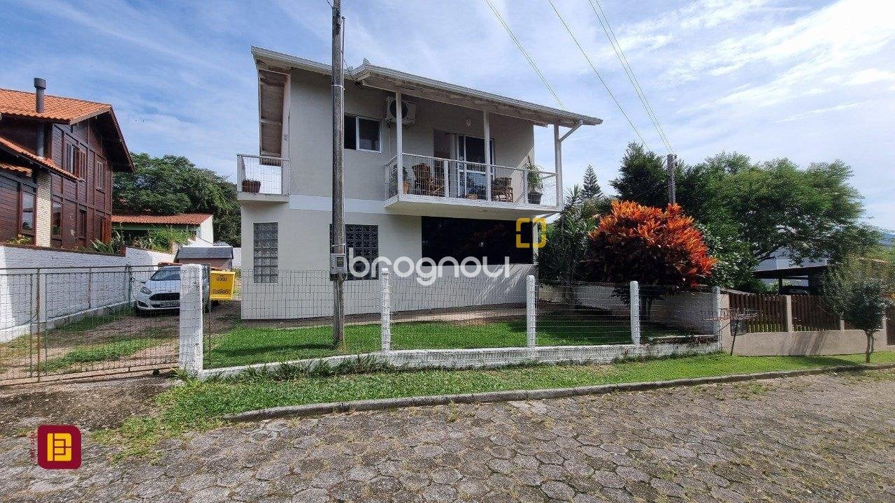 Casa à venda em Ingleses, Florianópolis/SC — foto principal