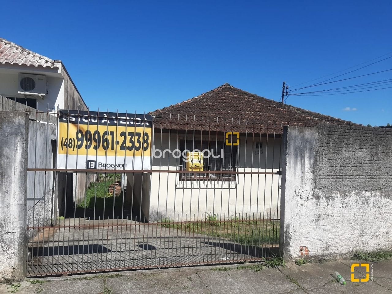 Casa à venda em Barreiros, São José/SC — foto principal