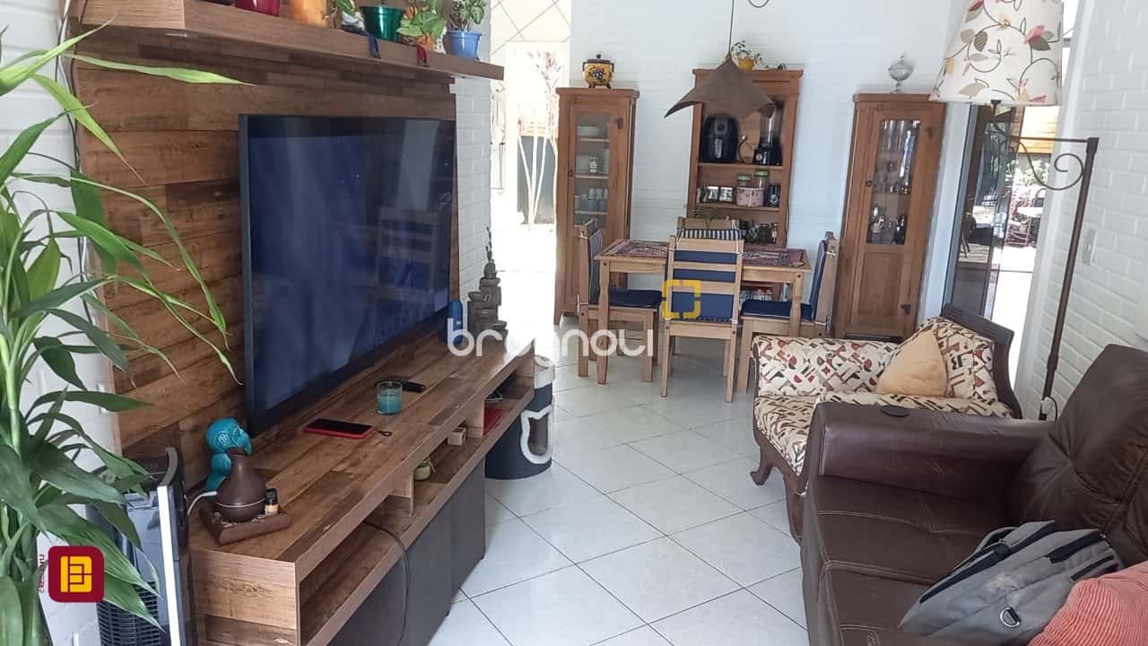 Sobrado Campeche com 3 Quartos no Campeche — foto principal