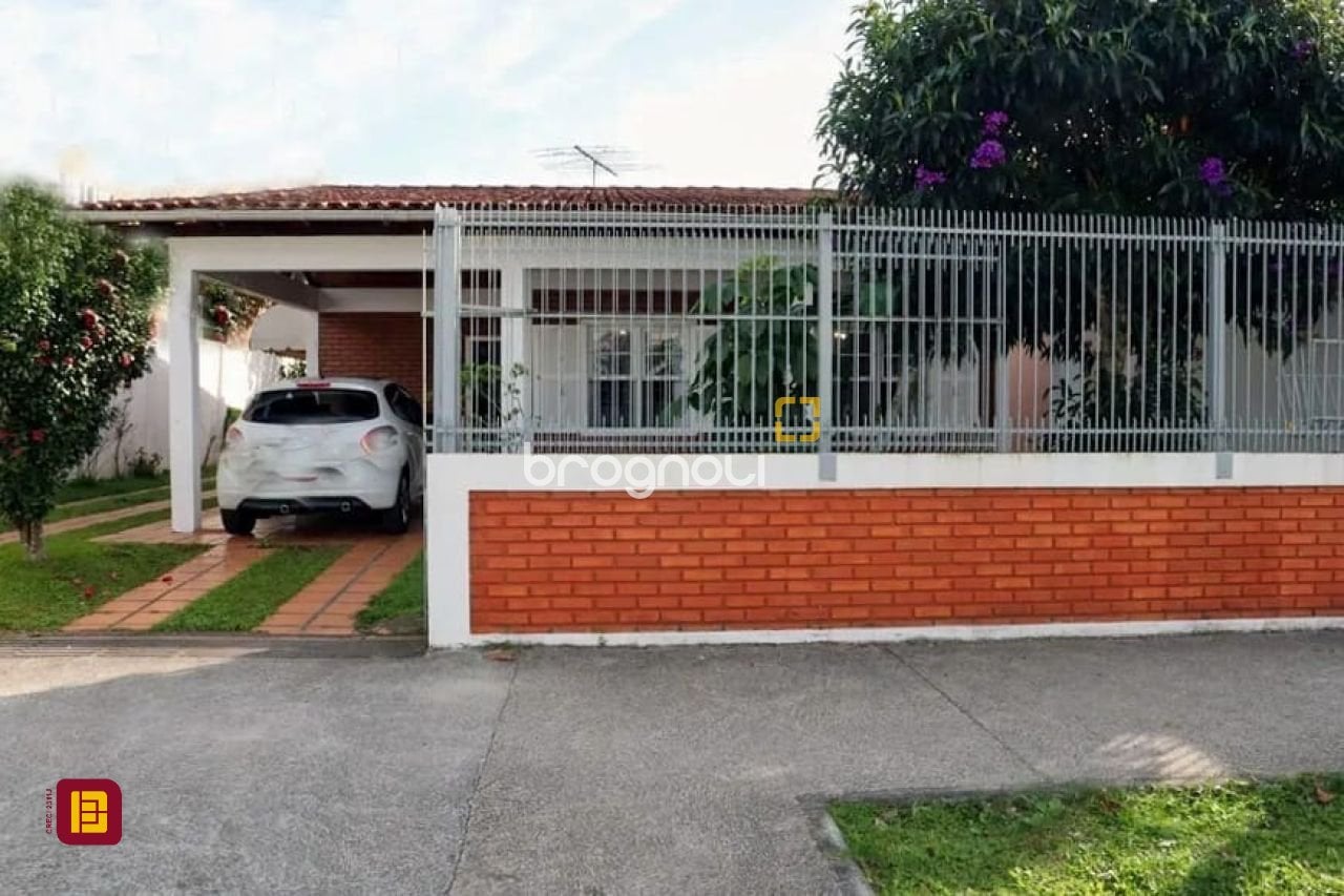 Casa à venda em Canasvieiras, Florianópolis/SC — foto principal