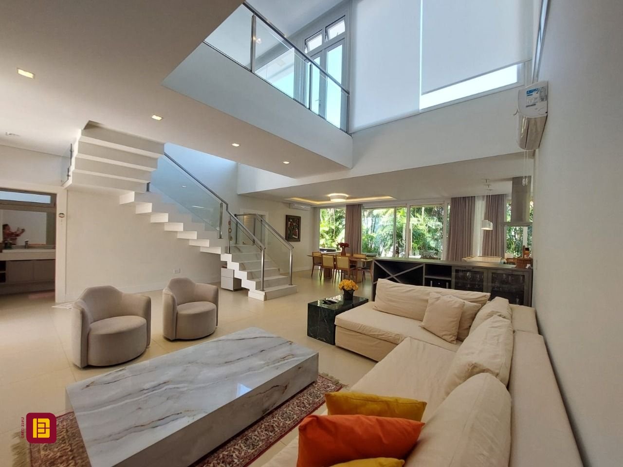 Casa à venda em Rio Tavares, Florianópolis/SC — foto principal