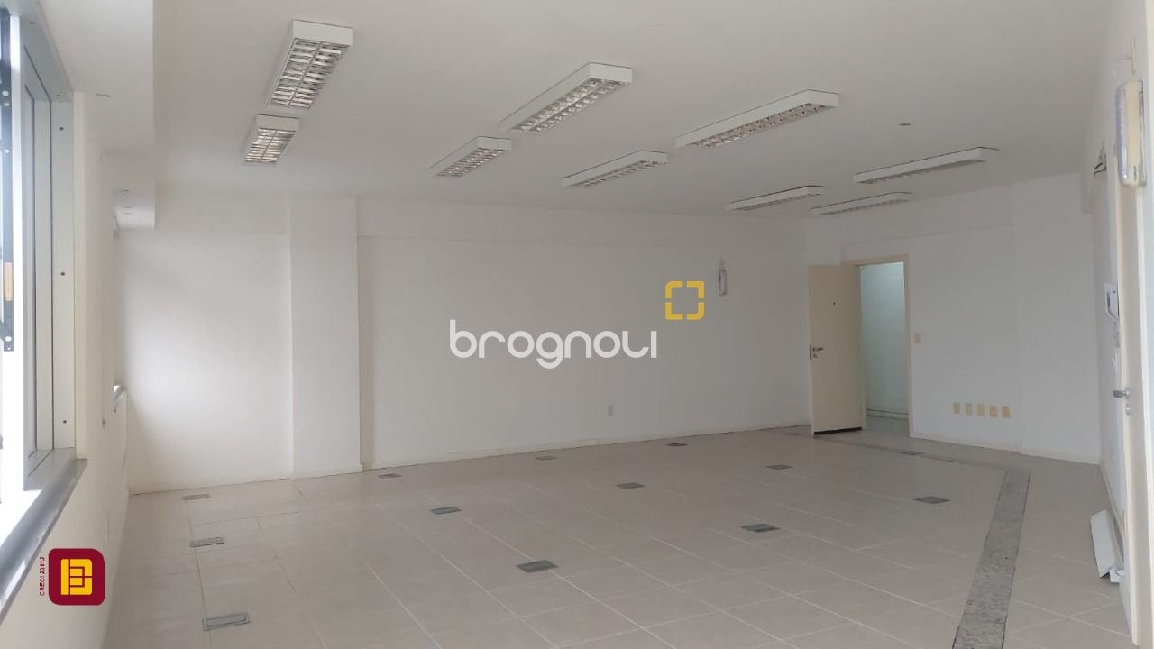 Sala Comercial à venda em Centro, Florianópolis/SC — foto principal