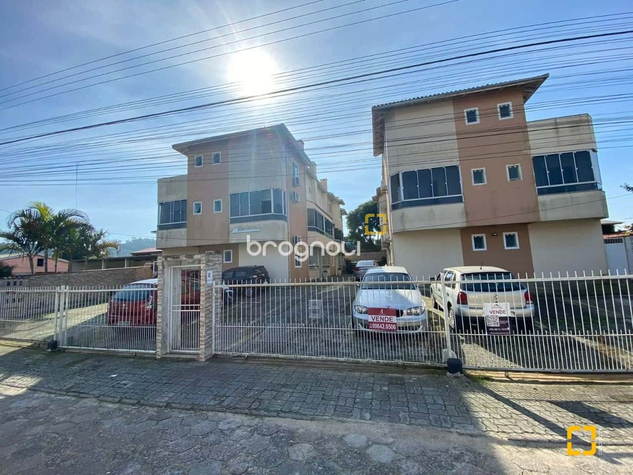 BROGNOLI VENDE -Apartamento em Ingleses, Florianópolis — foto principal