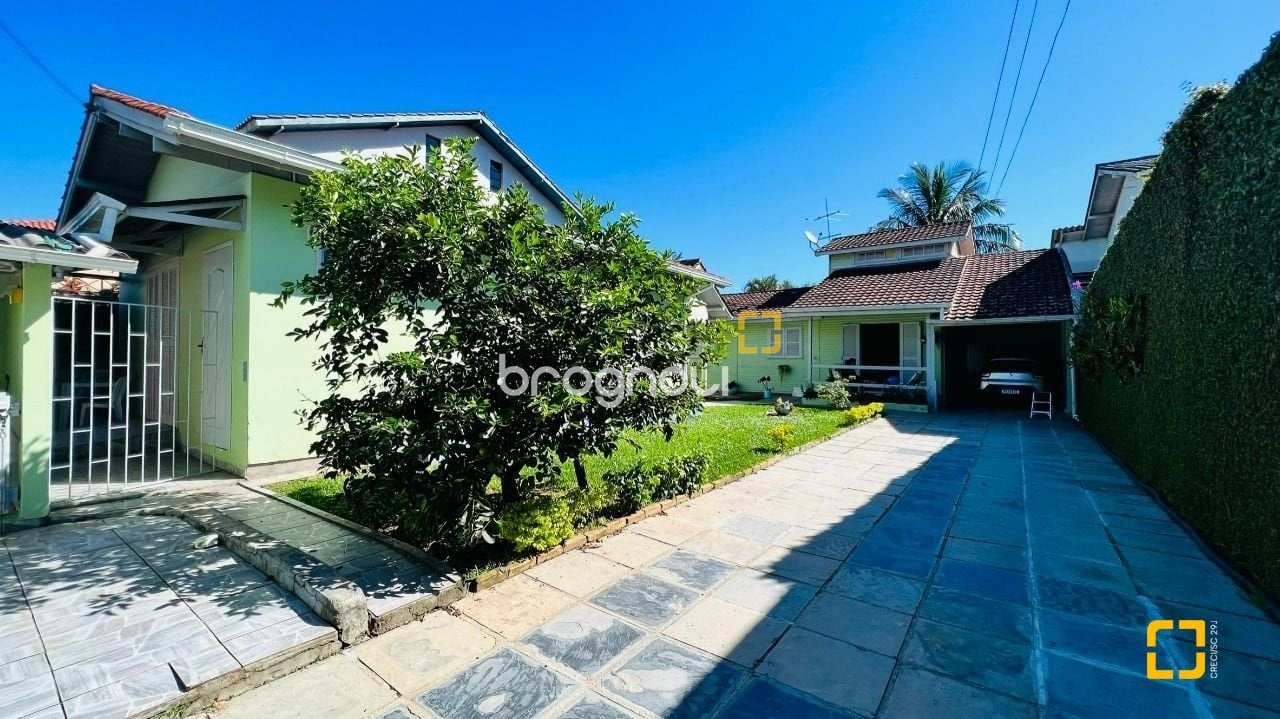 Casa à venda em Campeche, Florianópolis/SC — foto principal