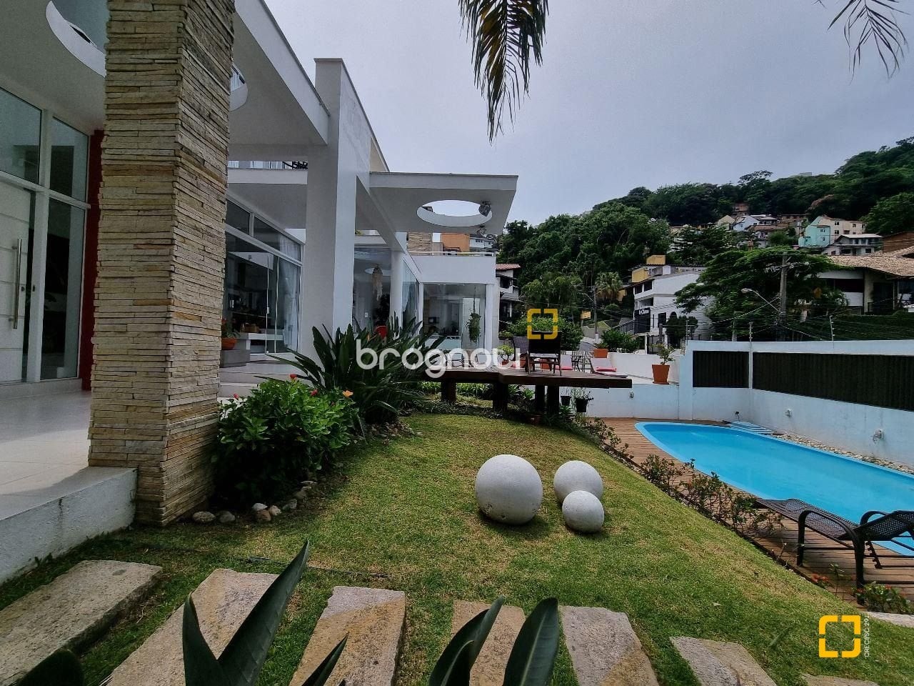 Casa à venda em Centro, Florianópolis/SC — foto principal