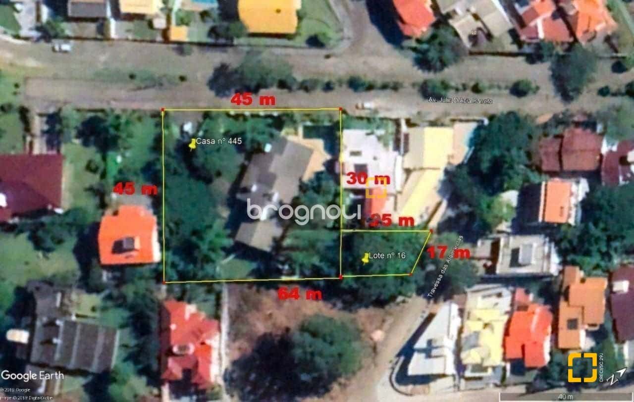 Casa mais amplo terreno à venda na Carvoeira — foto principal