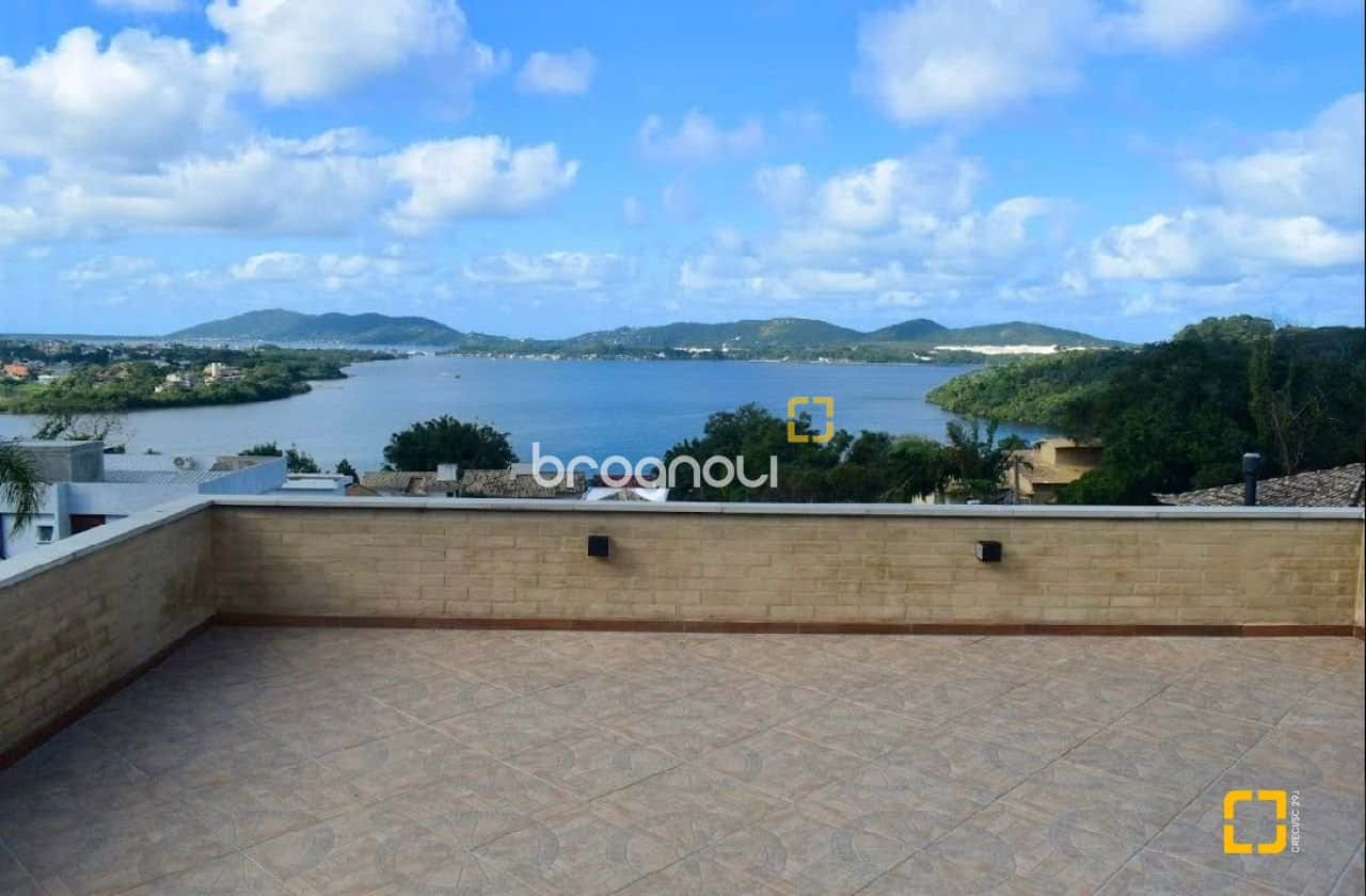 CASA A VENDA COM VISTA PARA LAGOA DA CONCEIÇÃO — foto principal