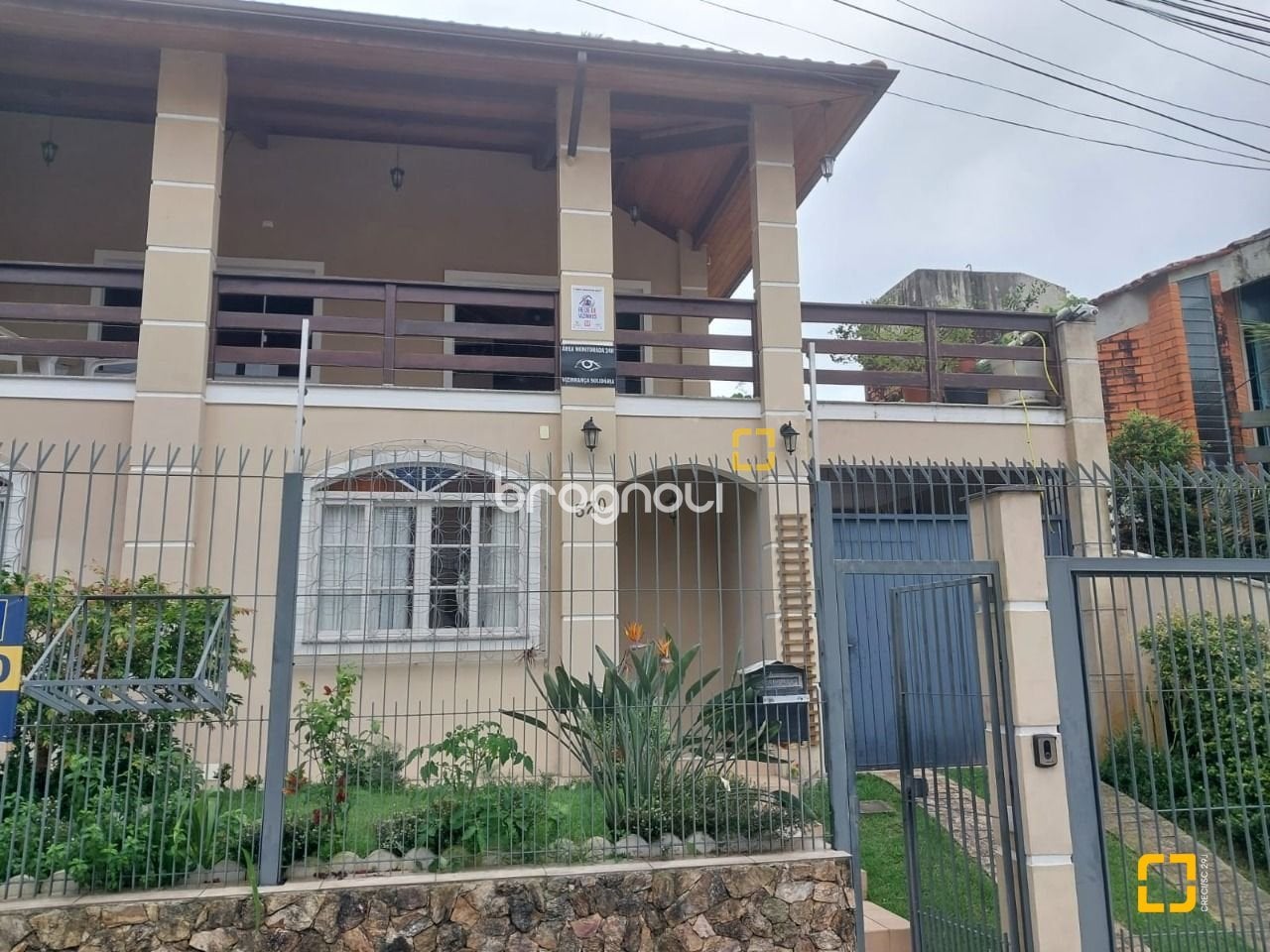 Casa à venda em Trindade, Florianópolis/SC — foto principal