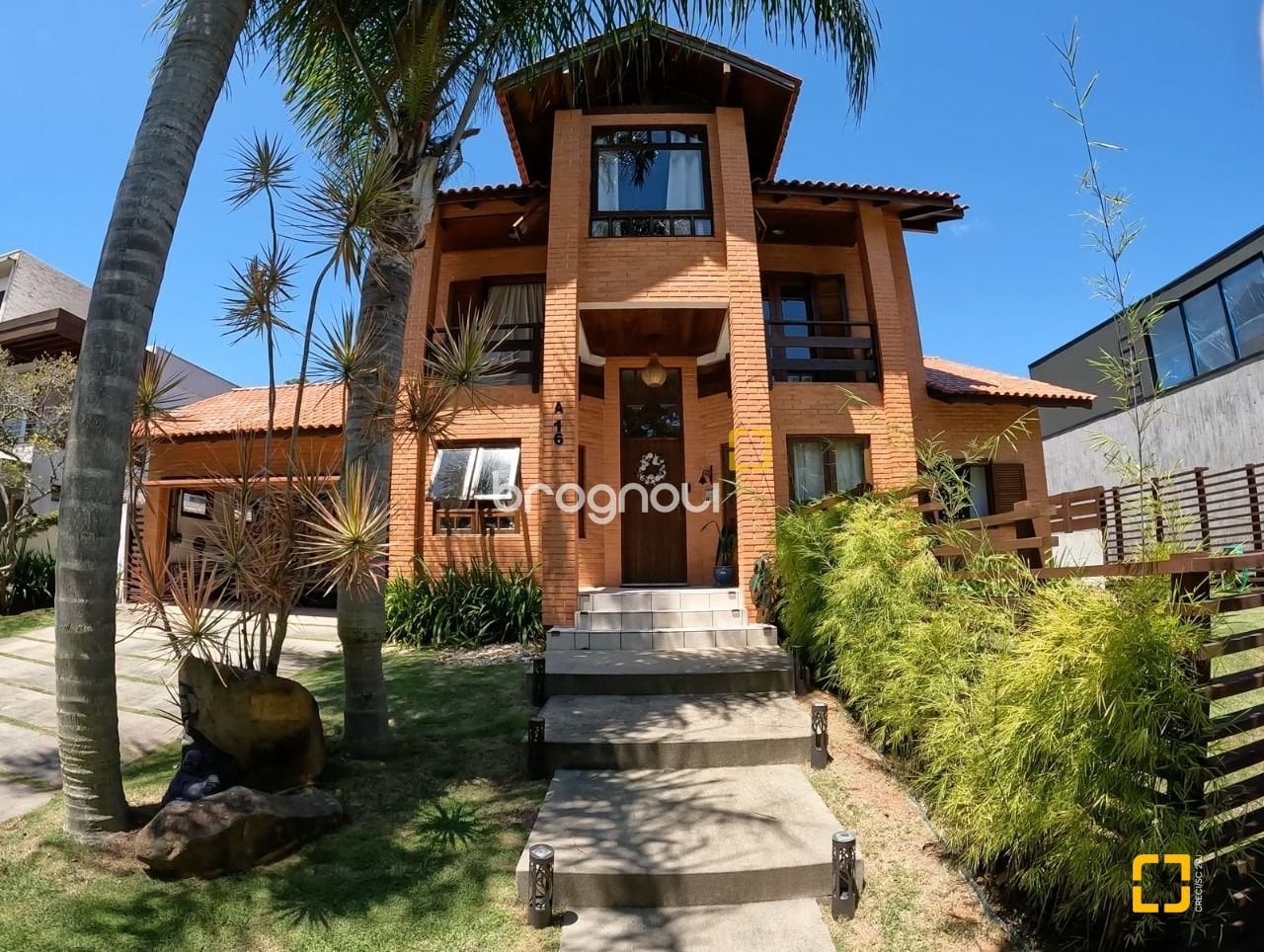 Casa em Condomínio à venda em Rio Tavares, Florianópolis/SC — foto principal
