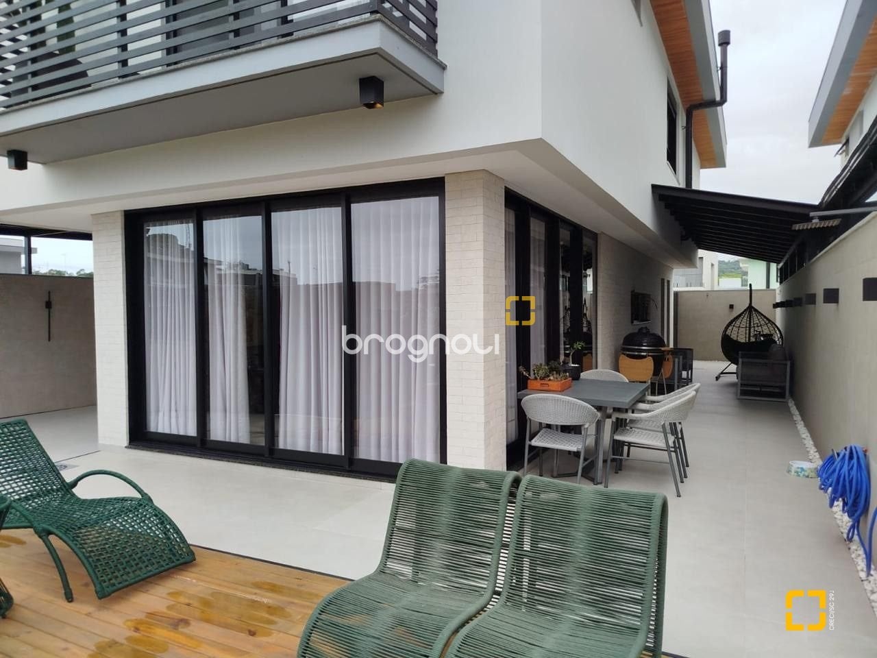 Casa à venda em Rio Tavares, Florianópolis/SC — foto principal