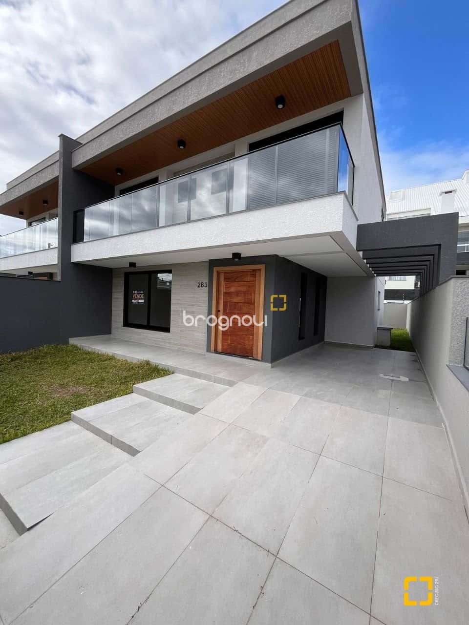 BROGNOLI VENDE- Casa Nova de Alto Padrão à Venda - Praia dos Ingleses, Florianópolis — foto principal