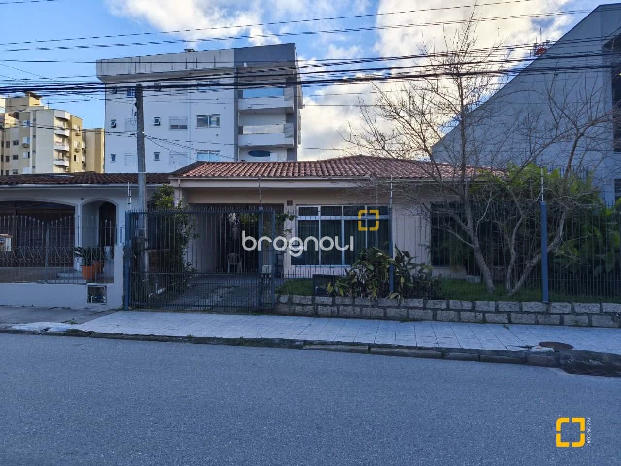 Casa à venda - Trindade SC — foto principal