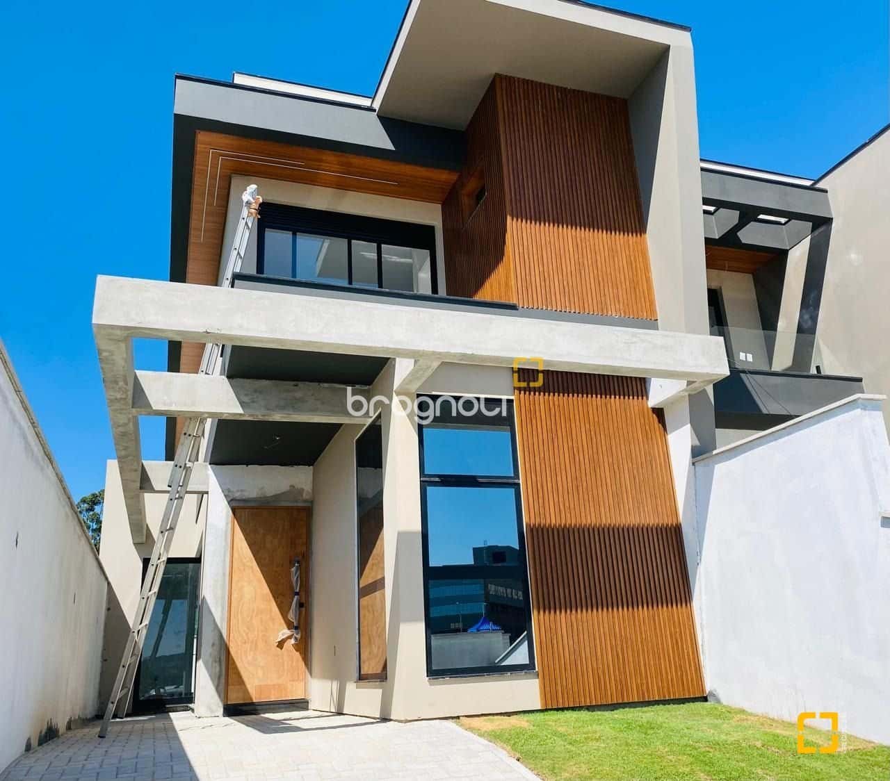Casa de 3 dormitórios sendo 2 suites no Campeche em Florianópolis. — foto principal