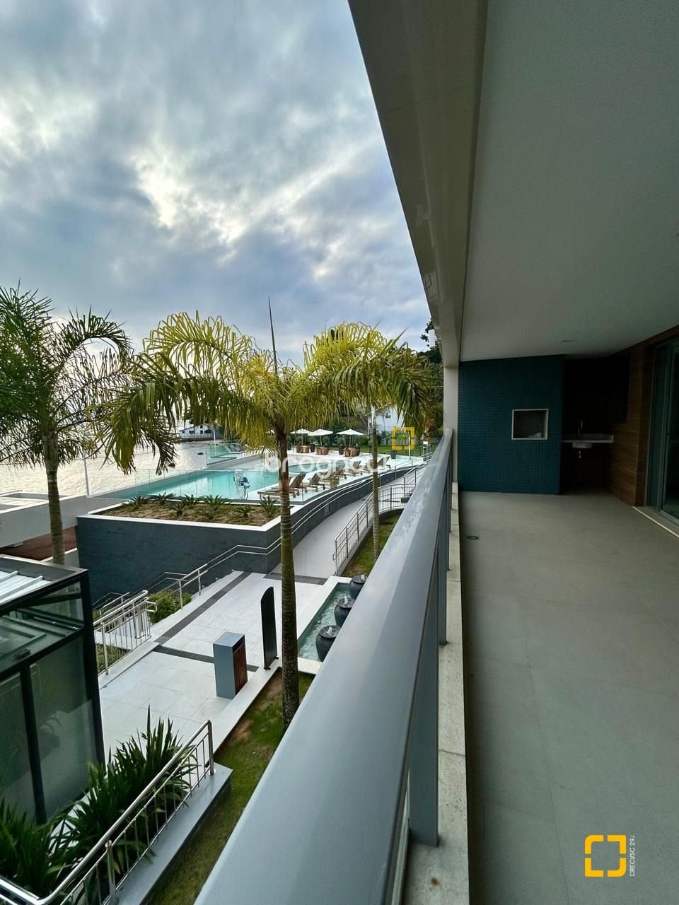 Apartamento à venda em Cacupé, Florianópolis/SC — foto principal