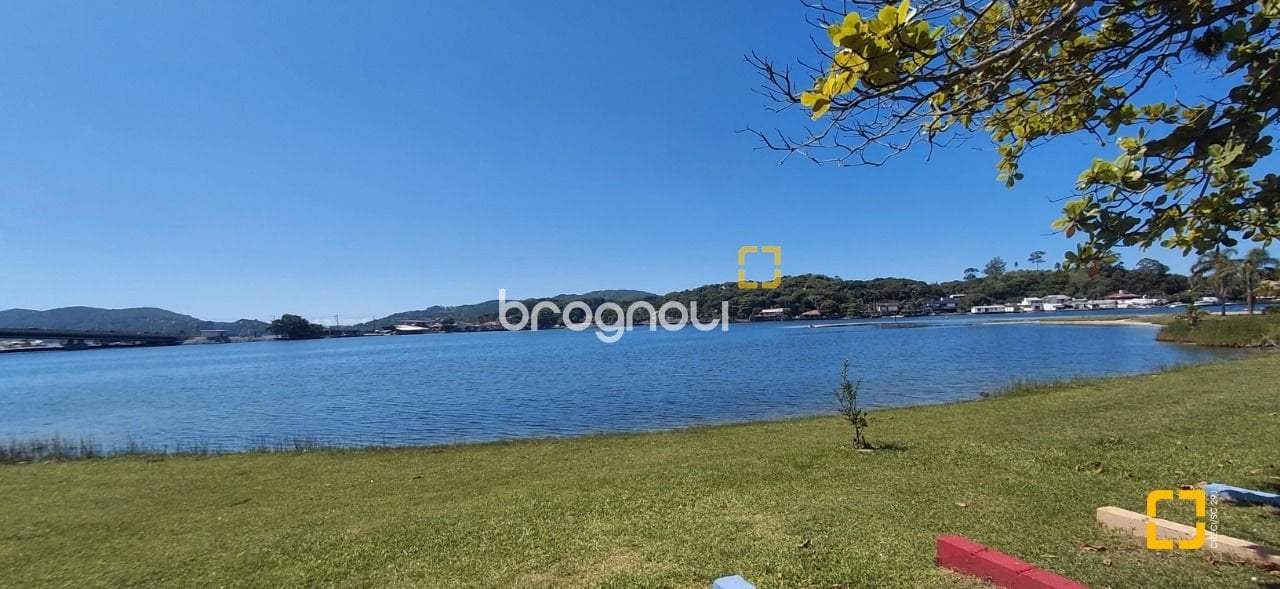 Casa à venda em Lagoa da Conceição, Florianópolis/SC — foto principal