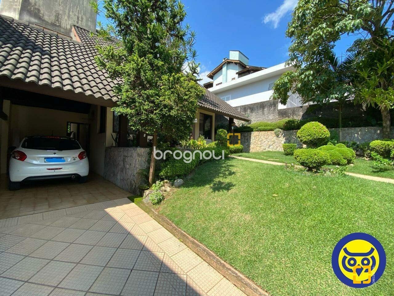 Casa à venda em Agronômica, Florianópolis/SC — foto principal