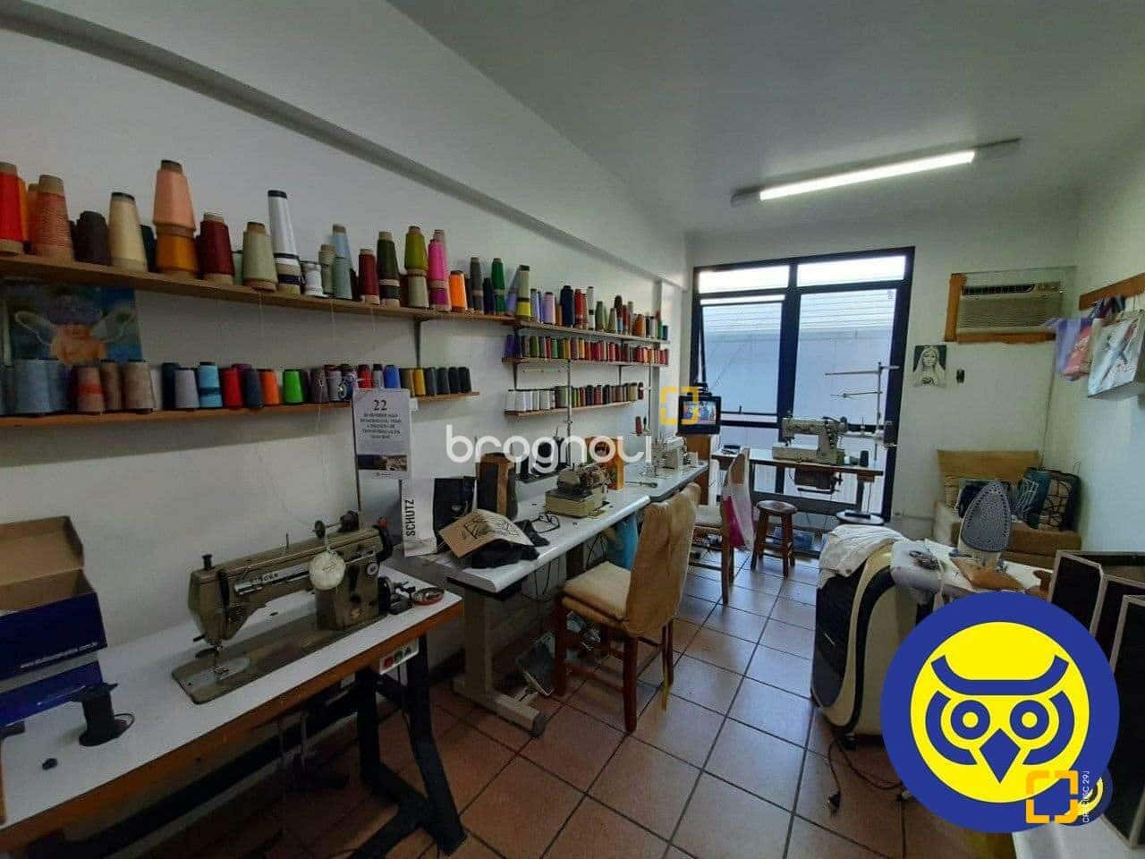 Sala comercial no centro a venda 32,20 privativos — foto principal