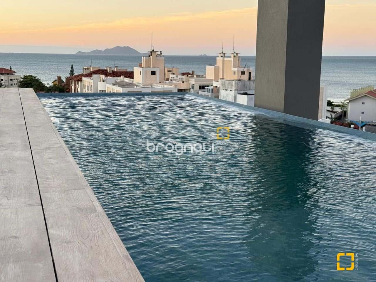 Brognoli Vende - Apartamento novo, 2 dormitórios com 1 suíte nos Ingleses — foto principal
