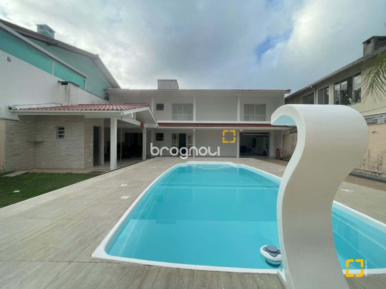 Casa Residencial - Ingleses do Rio Vermelho, Florianópolis — foto principal