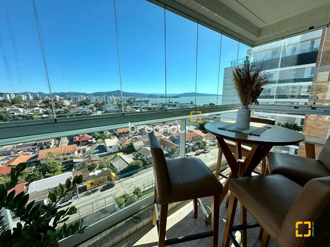 Apartamento de 3 Dormitórios à venda, sendo 1 Suíte, no Novo Estreito - Jardim Atlântico, Florianópolis/SC — foto principal