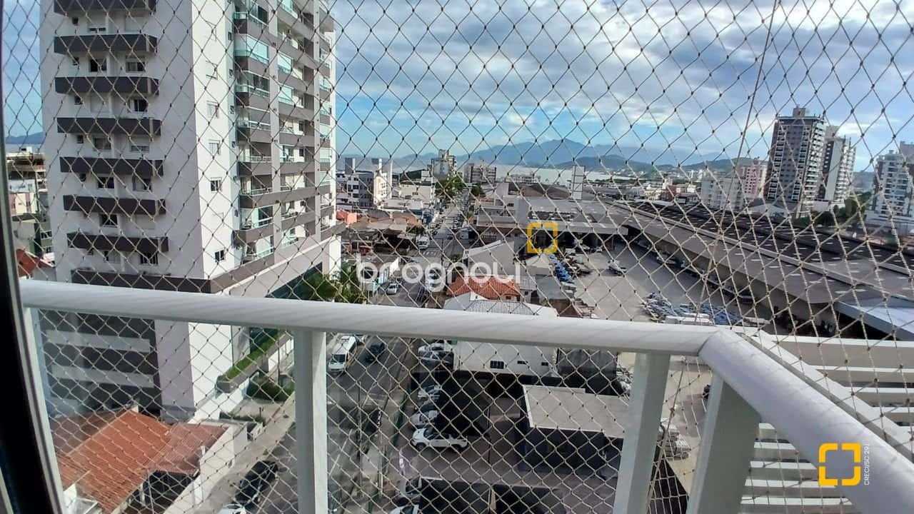 Apartamento 3 quartos sendo 1 suíte e 2 demi-suítes em São José/SC — foto principal