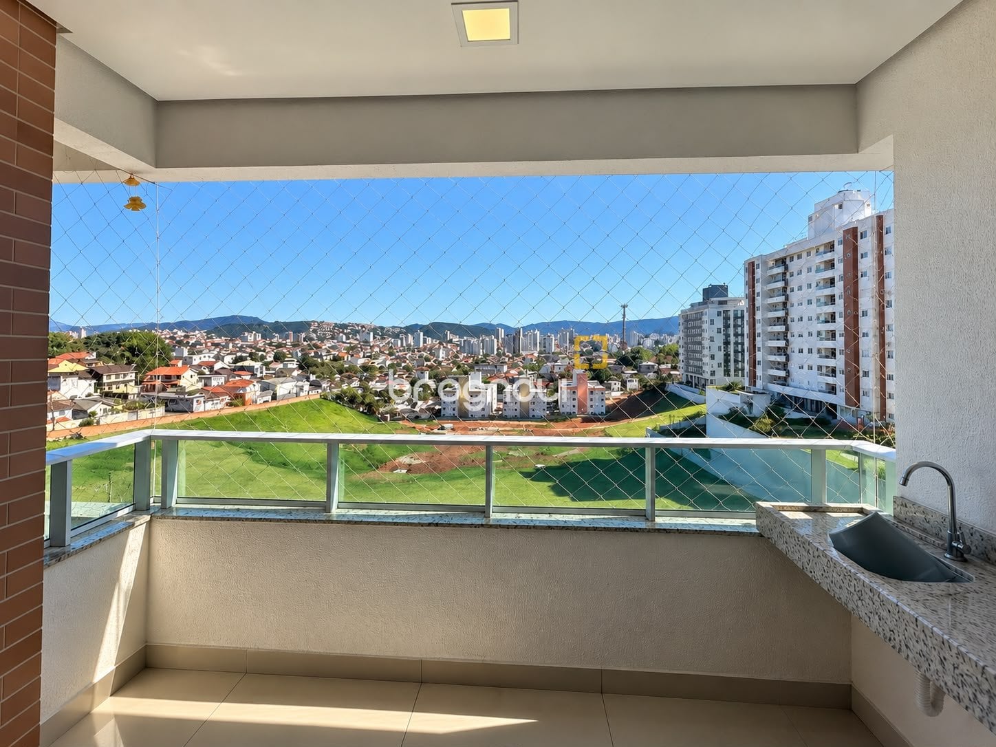 Apartamento à venda em Jardim Atlântico, Florianópolis/SC — foto principal