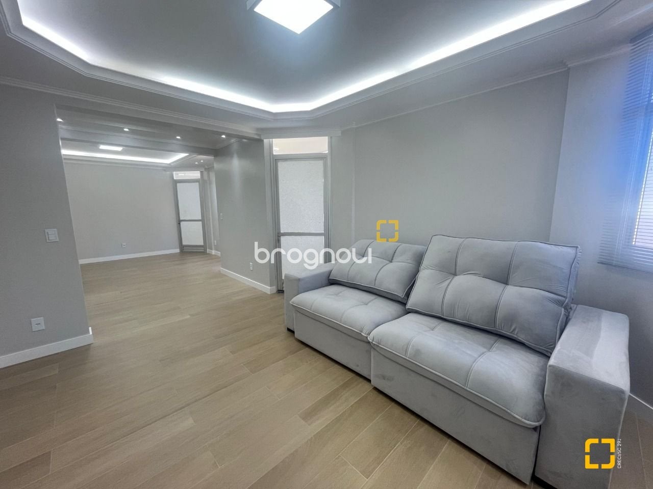 Apartamento à venda em Centro, Florianópolis/SC — foto principal