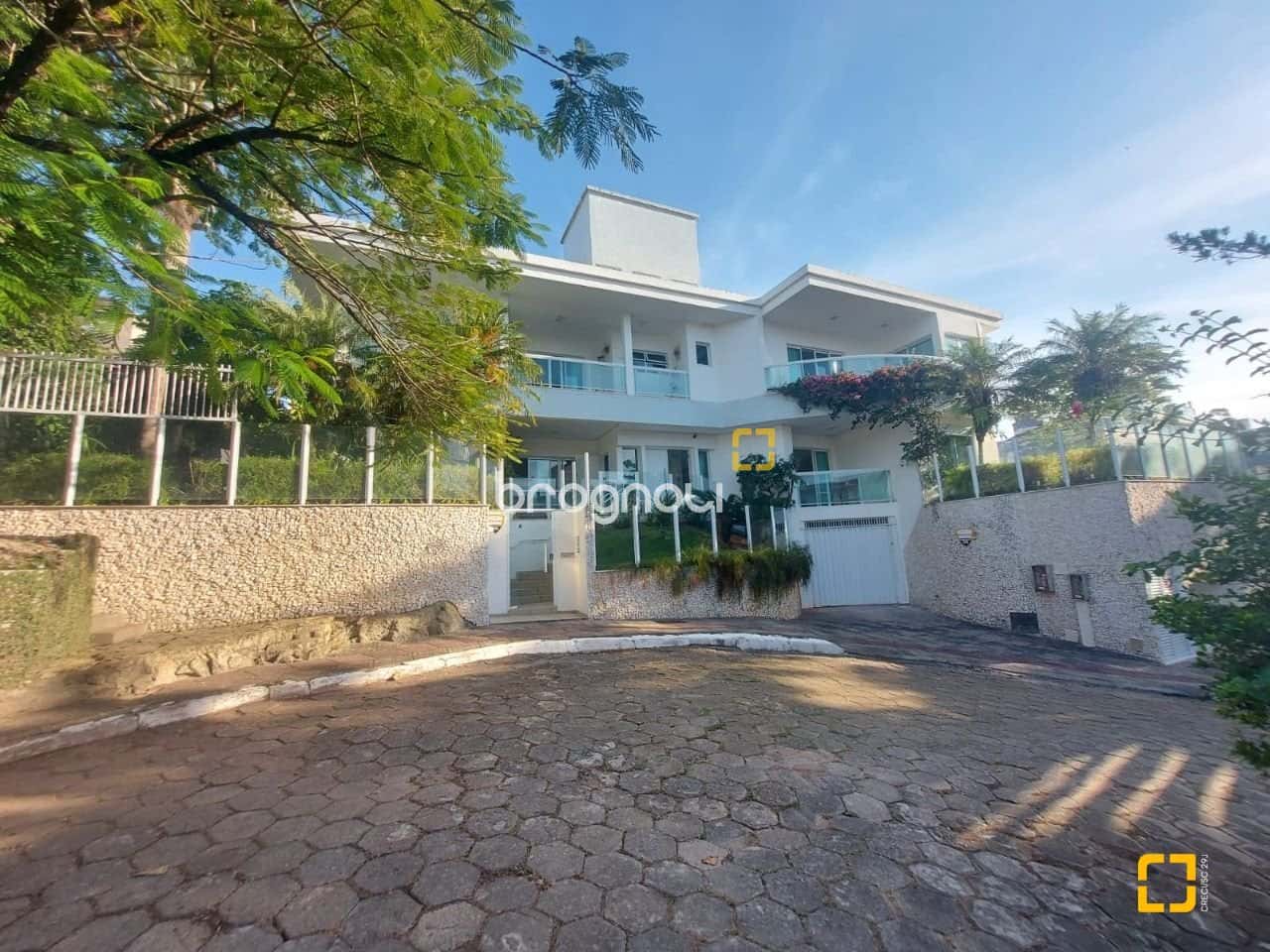 Prédio residencial em Canasvieiras, Beco dos Milionários. — foto principal