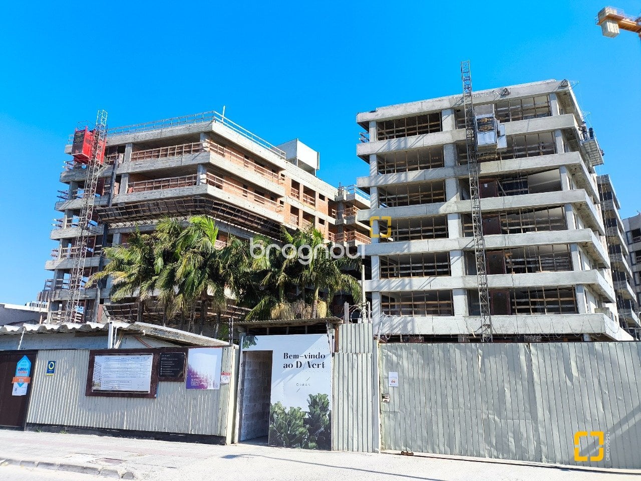 Apartamento à venda em Praia Comprida, São José/SC — foto principal