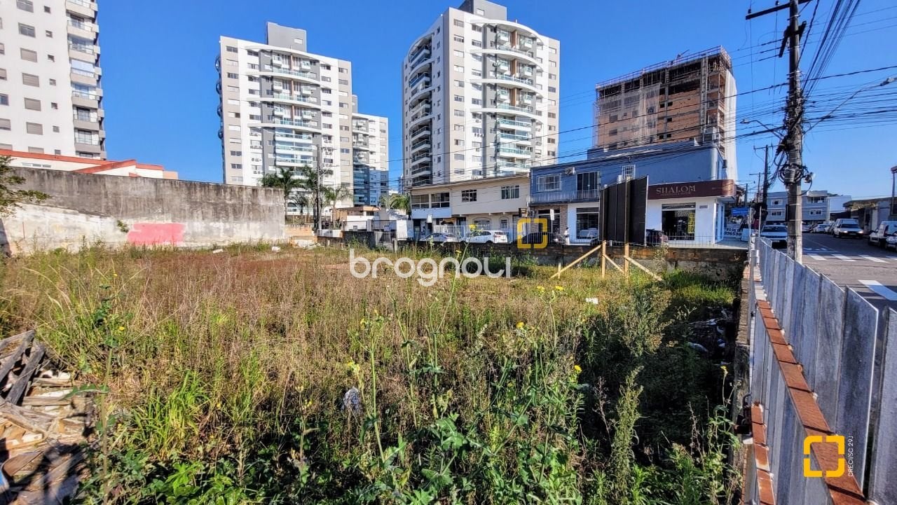 Terreno à venda em Barreiros, São José/SC — foto principal