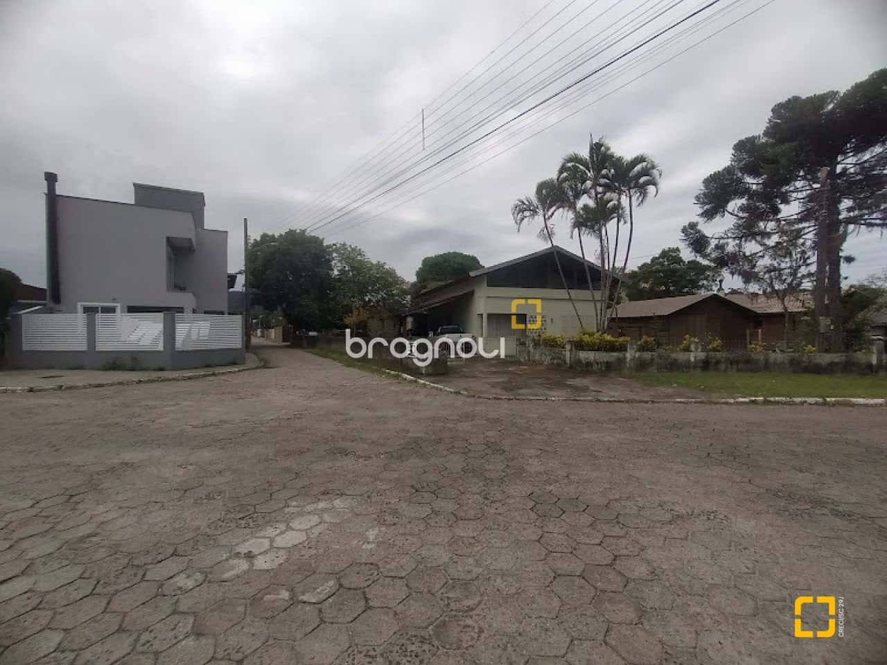 Terreno Carianos Viabilidade Prédio Escriturado.. — foto principal