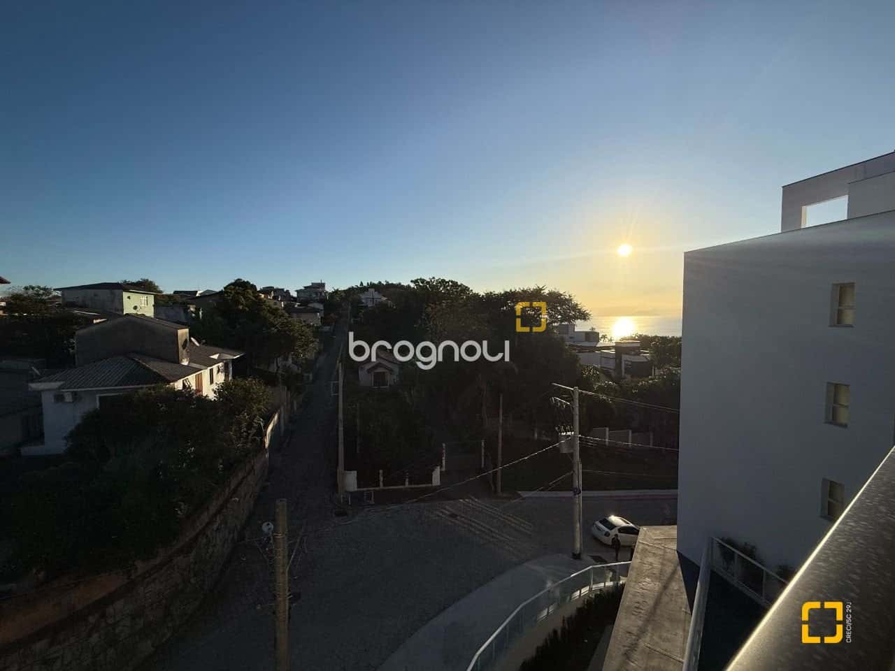 Apartamento duplex com 3 dormitórios à venda no Alberto de Santiago - João Paulo, Florianópolis — foto principal