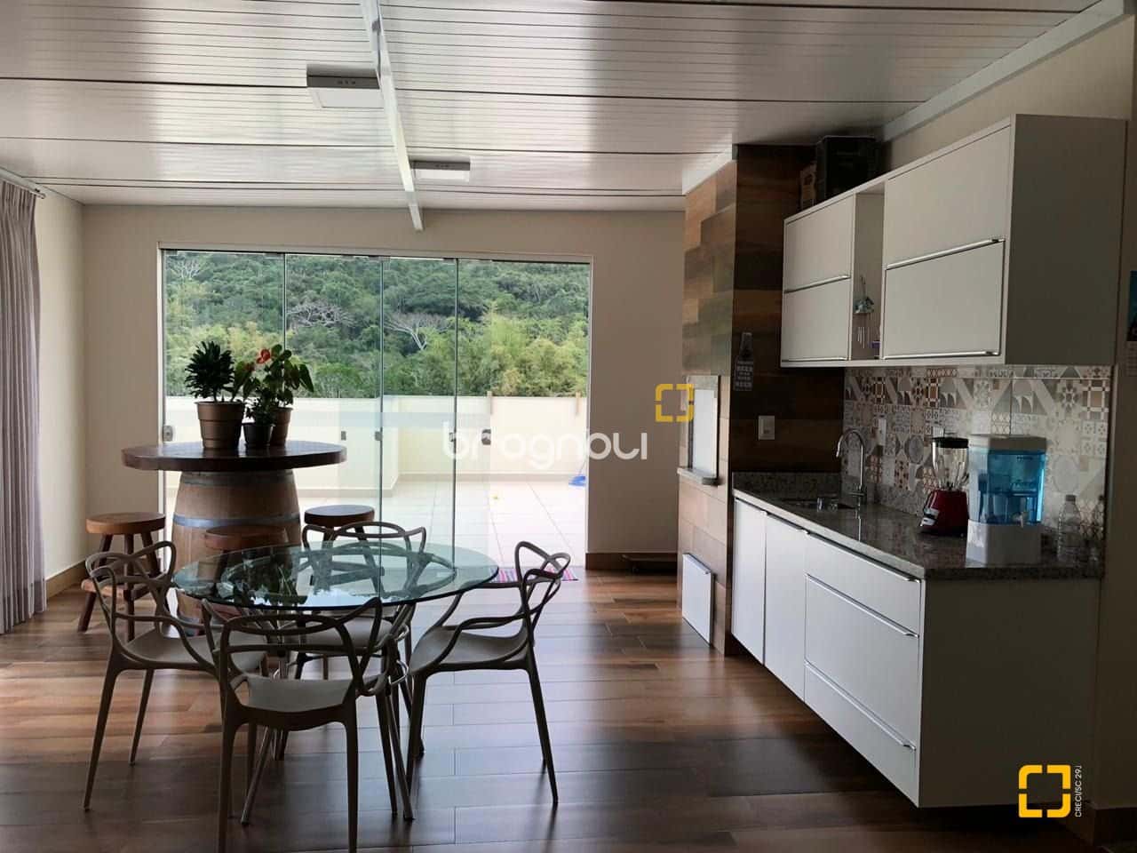 Brognoli Vende - Cobertura 4 dormitórios no Ingleses Norte — foto principal