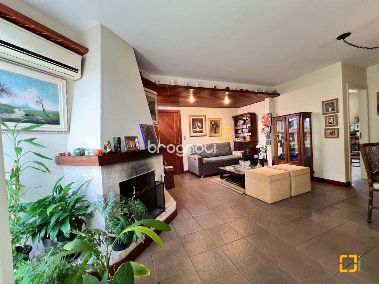 Cobertura linear, 3 quartos, suíte, terraço amplo com churrasqueira, Trindade/Florianópolis — foto principal
