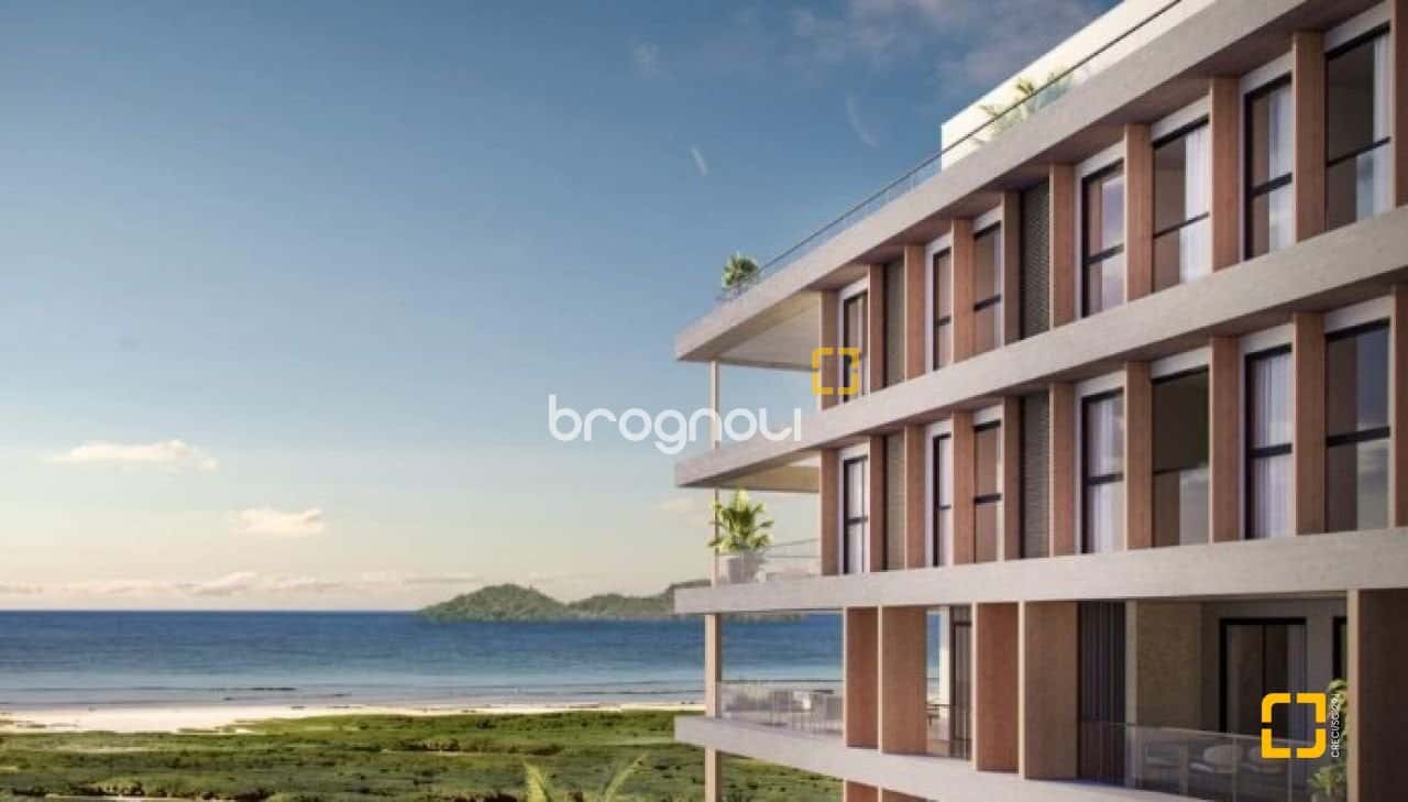 UNIDADE COM VISTA PRIVILEGIADA PARA O MAR, DUPLEX 414 E — foto principal