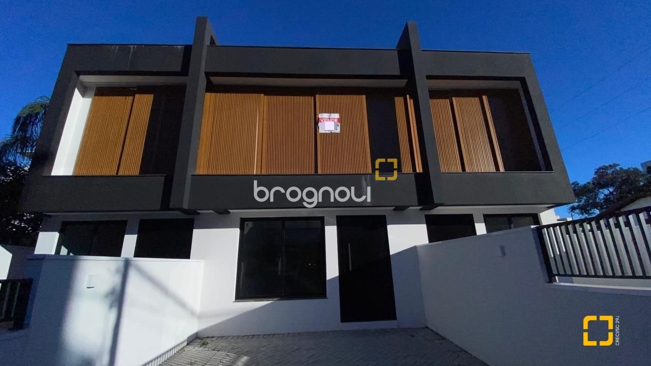 Casa à venda em Ingleses, Florianópolis/SC — foto principal
