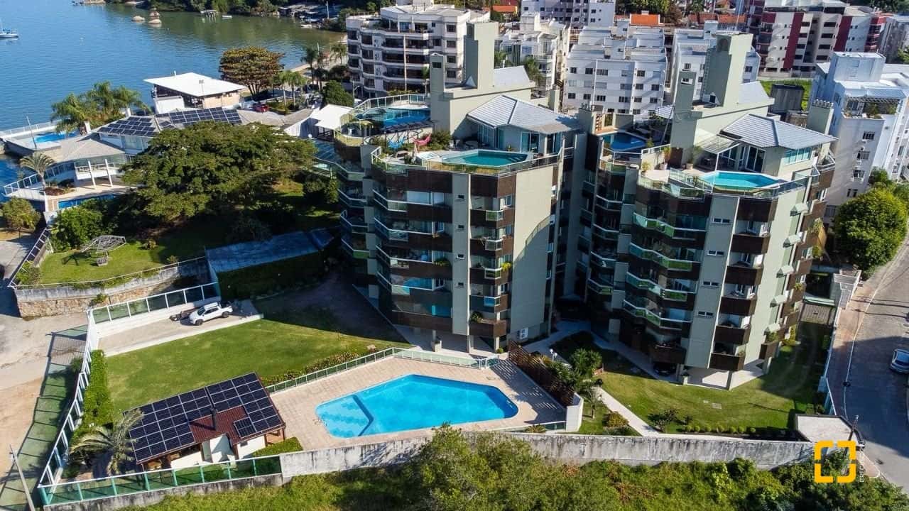 Apartamento Residencial Marinas em Coqueiros - 4 suítes - 3 vagas- Vista permanente para as pontes e mar — foto principal