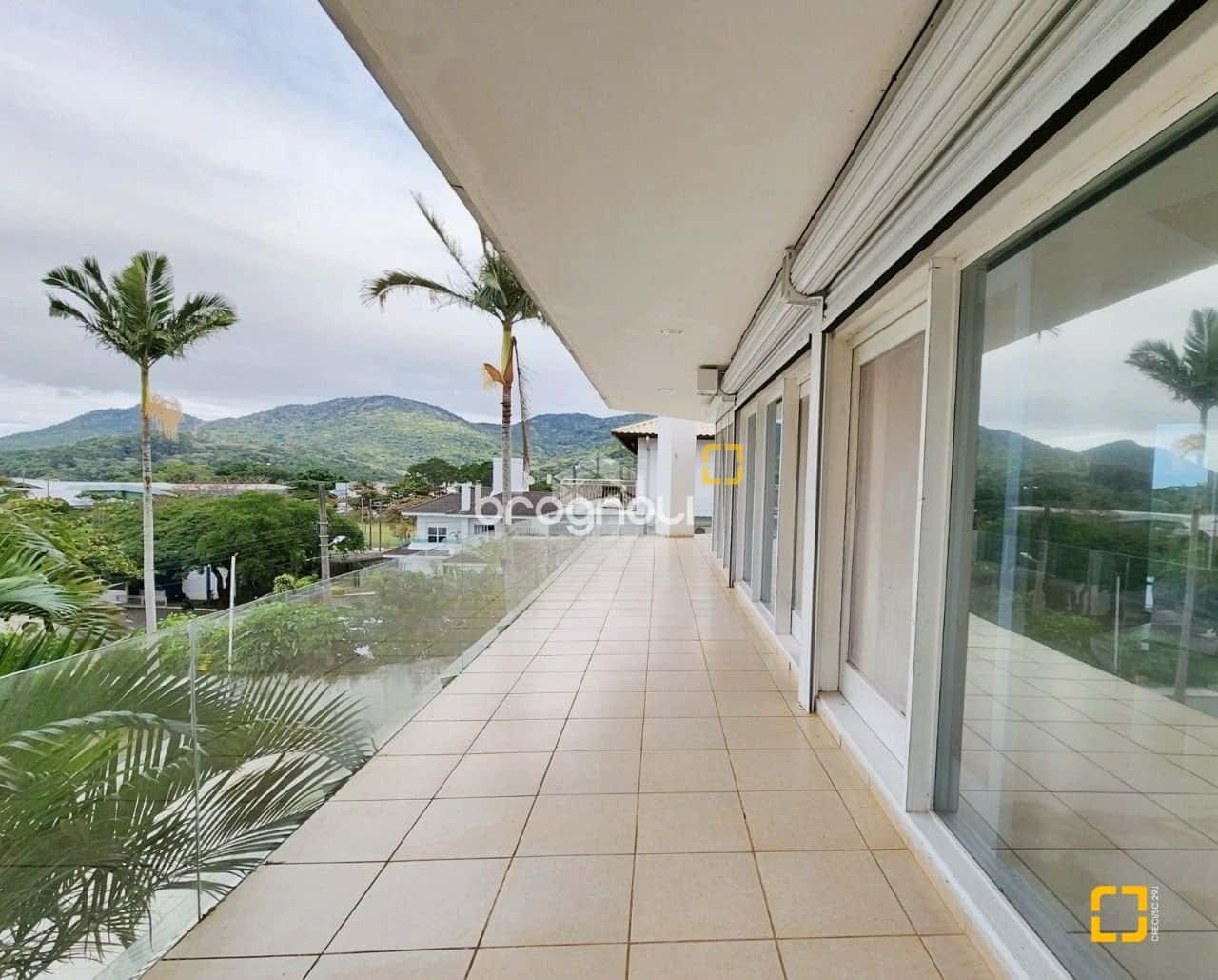 Casa com 8 quartos à venda por R$ 12.000.000,00 na Lagoa da Conceição — foto principal
