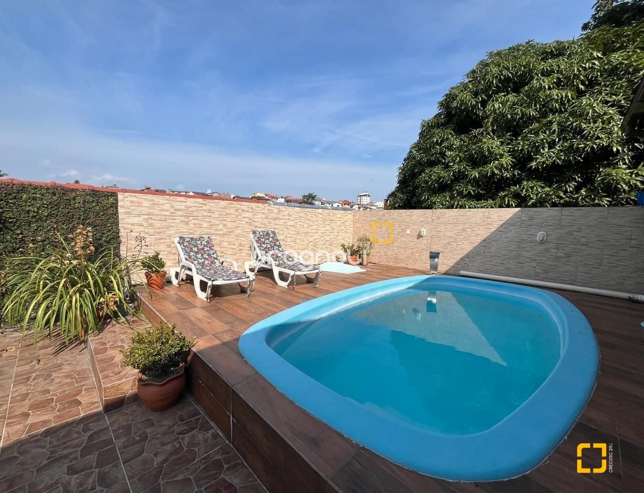 Casa à venda em Barreiros, São José/SC — foto principal