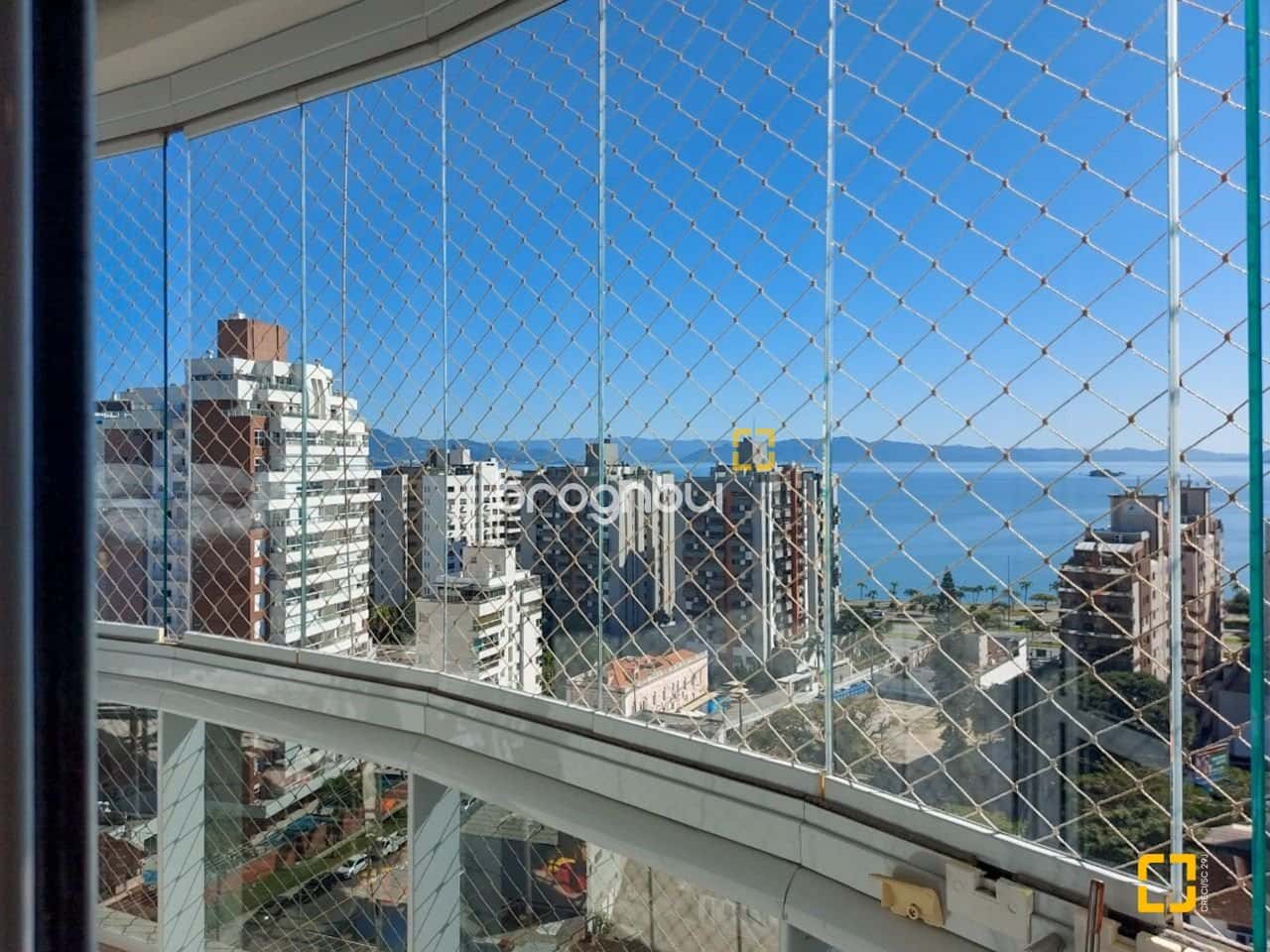 Apartamento de Alto Padrão, 3 quartos, com Vista Mar na Agronômica - Florianópolis — foto principal