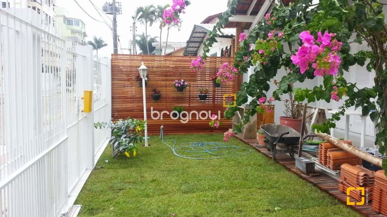 Casa Residencial - Cachoeira Do Bom Jesus, Florianópolis — foto principal