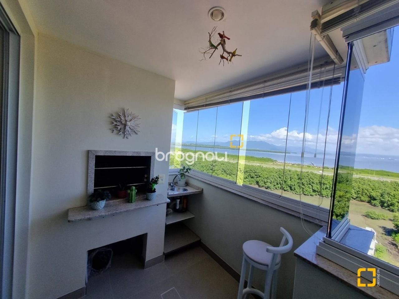 Apartamento à venda em Costeira do Pirajubaé, Florianópolis/SC — foto principal