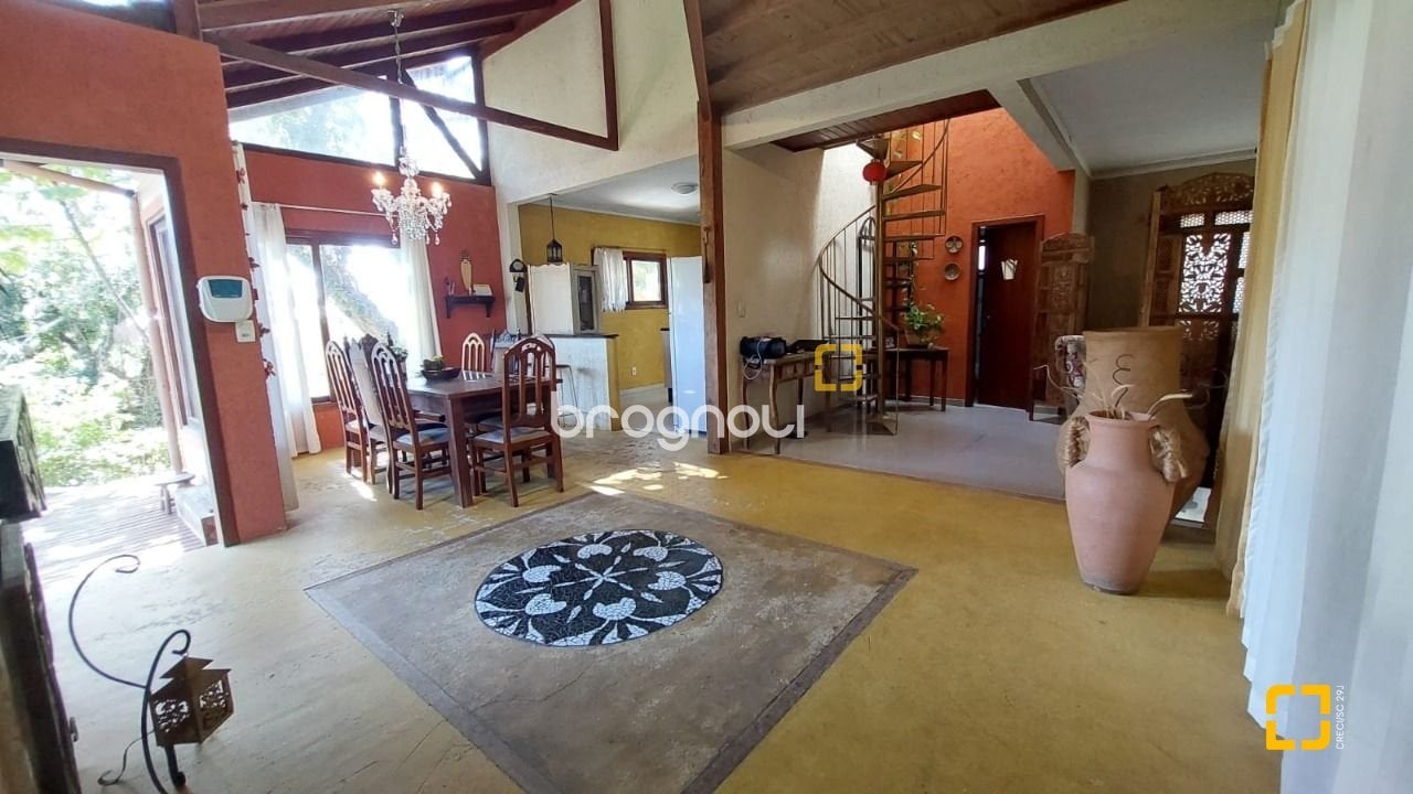 Casa à venda em Rio Tavares, Florianópolis/SC — foto principal