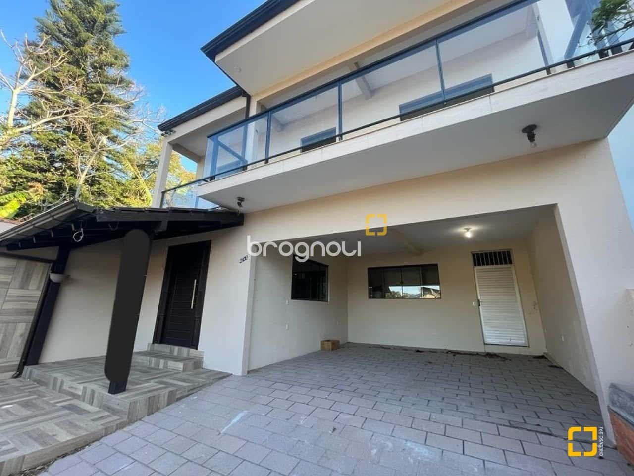 Casa à venda em meio a natureza, próximo a praia da Solidão e Açores em Florianópolis SC — foto principal
