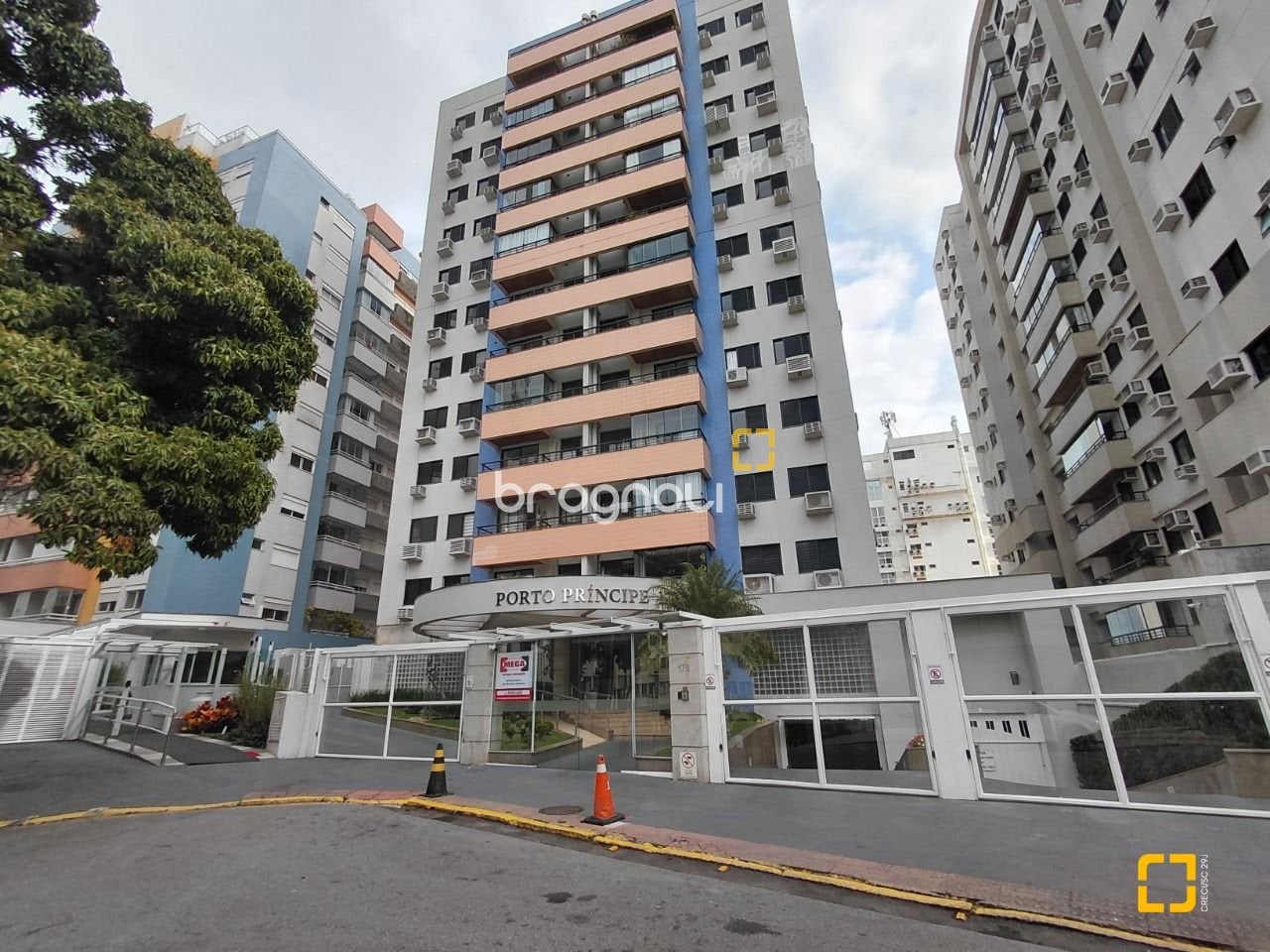 Apartamento à venda em Centro, Florianópolis/SC — foto principal