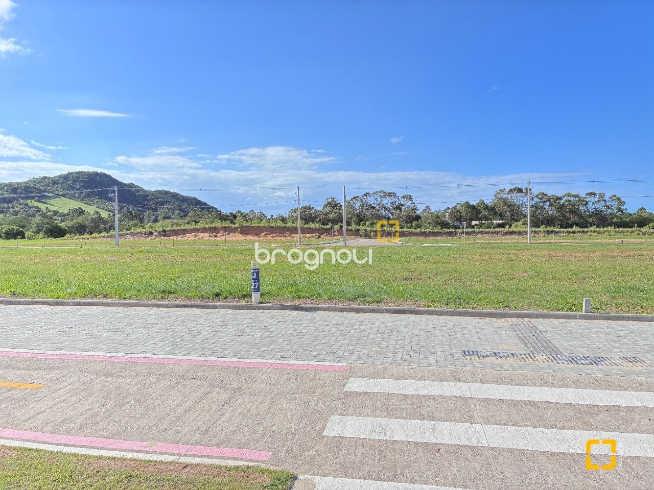 Terreno à venda em São João do Rio Vermelho, Florianópolis/SC — foto principal